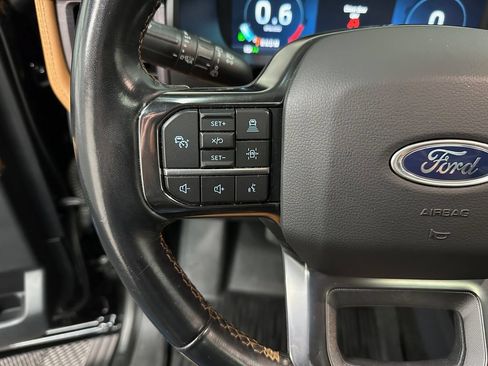 Used 2022 Ford Expedition Platinum AWD/4WD image 14
