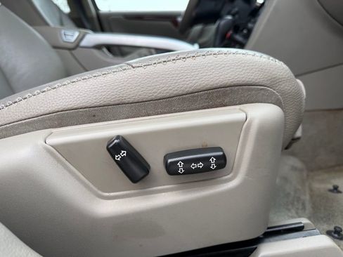 Used 2005 Volvo XC70 image 10