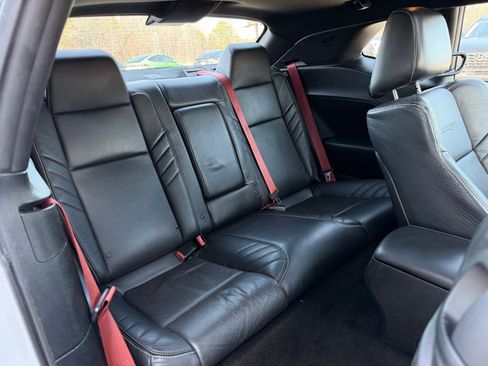 Used 2015 Dodge Challenger SRT w/ Technology Group image 26