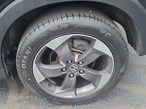 Used 2018 Honda HR-V EX-L image 24