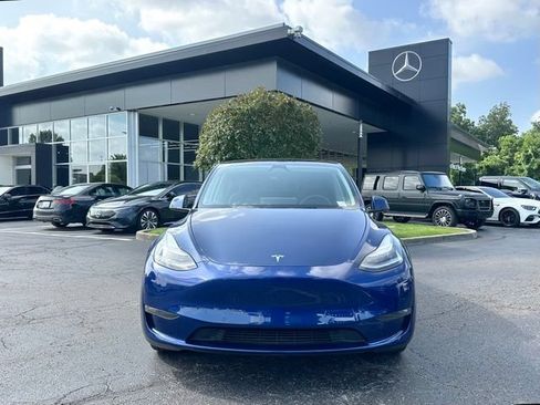 Used 2021 Tesla Model Y Long Range AWD/4WD image 3