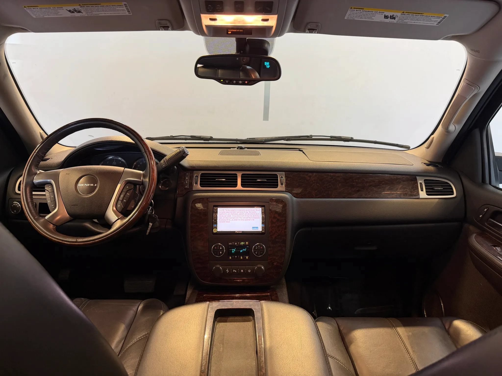 Used 2007 GMC Yukon Denali AWD/4WD image 15