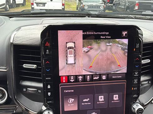 Used 2025 RAM 1500 Limited AWD/4WD image 35