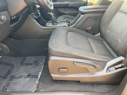 Certified 2022 GMC Canyon Elevation image 12