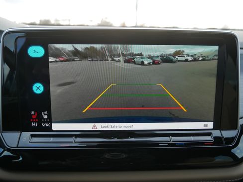 New 2026 Volkswagen Atlas Cross Sport SE image 12