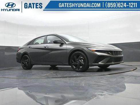 New 2026 Hyundai Elantra Sport FWD image 33
