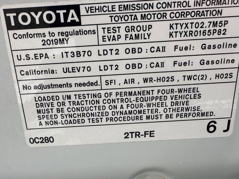 Used 2019 Toyota Tacoma SR image 31