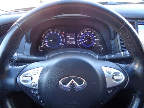 Used 2013 INFINITI FX37 AWD w/ Premium Pkg image 30