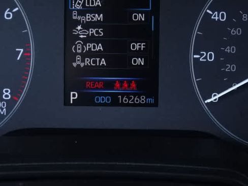 Certified 2024 Toyota Corolla Cross LE FWD image 26