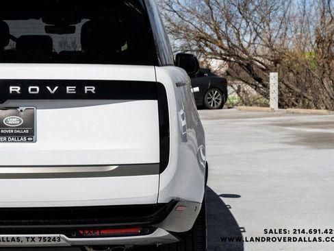 New 2026 Land Rover Range Rover Long Wheelbase SE image 48