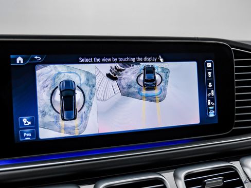 Used 2024 Mercedes-Benz Maybach GLS 600 4MATIC image 51