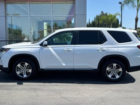 Used 2024 Honda Pilot EX-L image 8