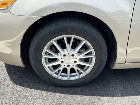 Used 2007 Toyota Camry LE FWD image 4