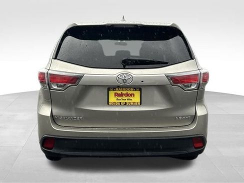 Used 2016 Toyota Highlander Plus image 8