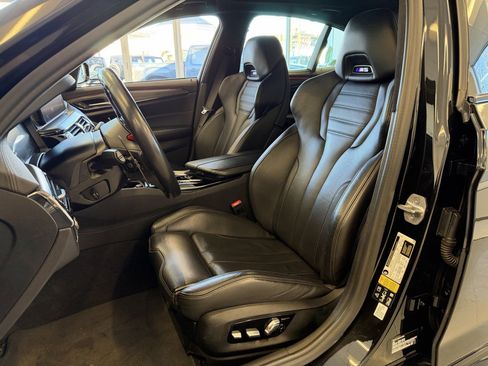 Used 2022 BMW M5 w/ Executive Package image 37