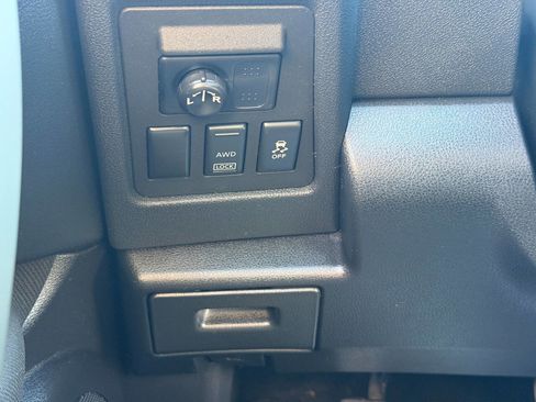 Used 2013 Nissan Rogue S w/ Special Edition Pkg image 31