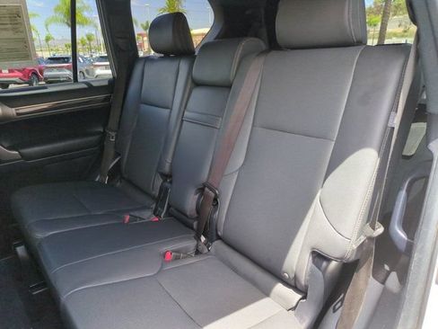 Used 2021 Lexus GX 460 Premium w/ Premium Package AWD/4WD image 27