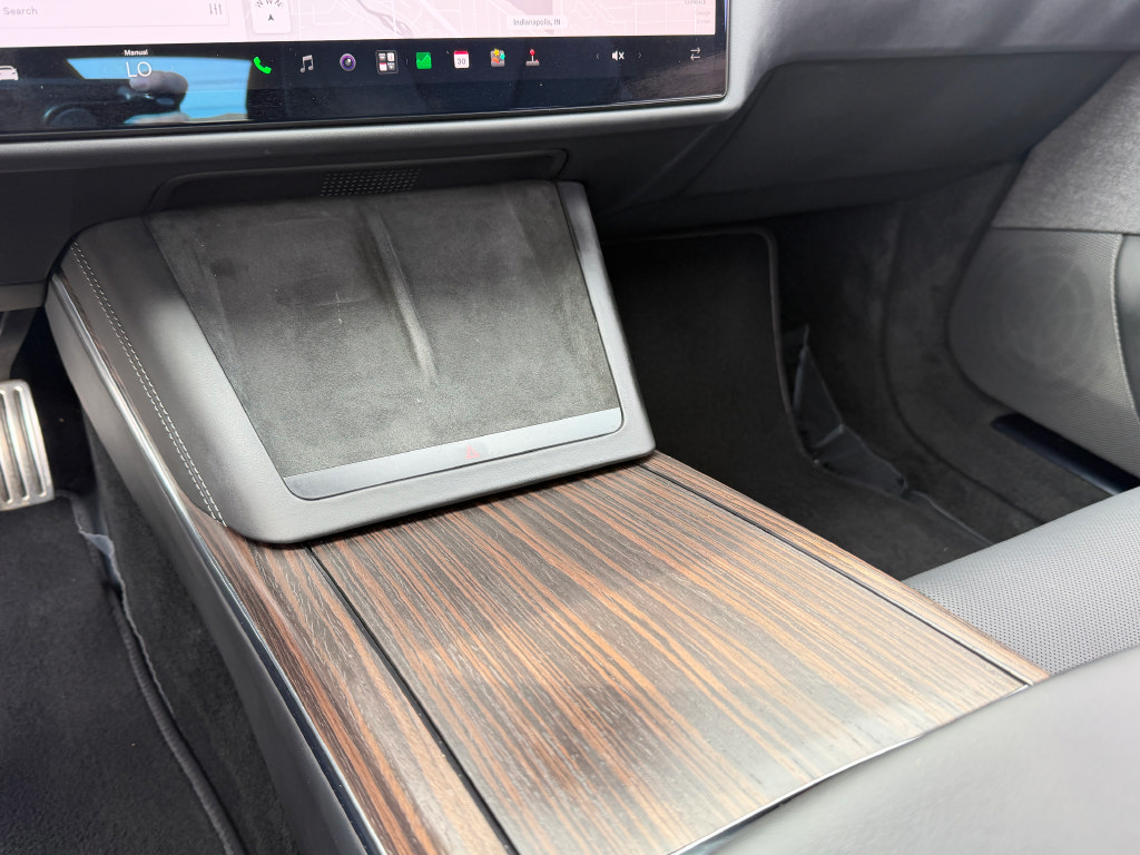 Used 2022 Tesla Model S AWD/4WD image 17