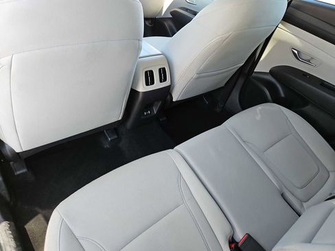 Certified 2025 Hyundai Tucson SEL image 18
