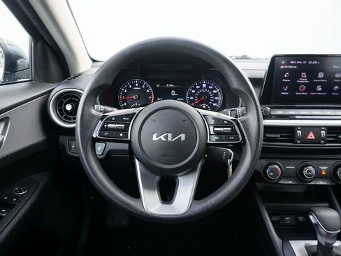 Used 2023 Kia Forte LXS image 13