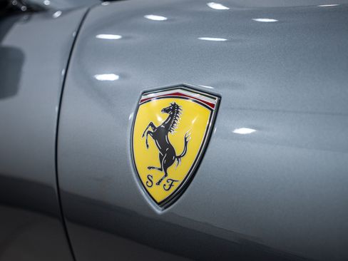 Used 2025 Ferrari Roma Spider image 12