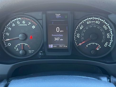 Used 2019 Toyota Tacoma SR RWD image 24