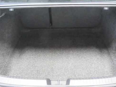 Used 2024 Volkswagen Jetta SE FWD image 19