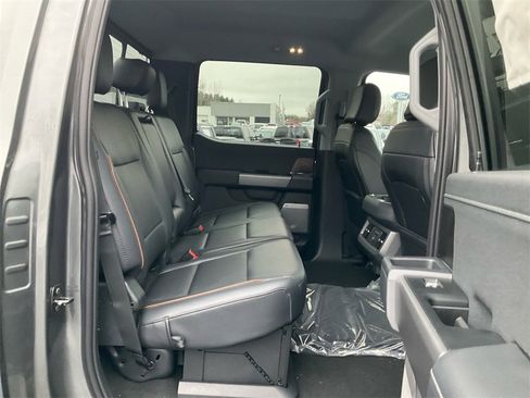 New 2026 Ford F250 Lariat w/ FX4 Off-Road Package image 13