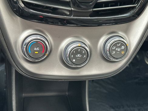 Used 2022 Chevrolet Spark ACTIV image 22