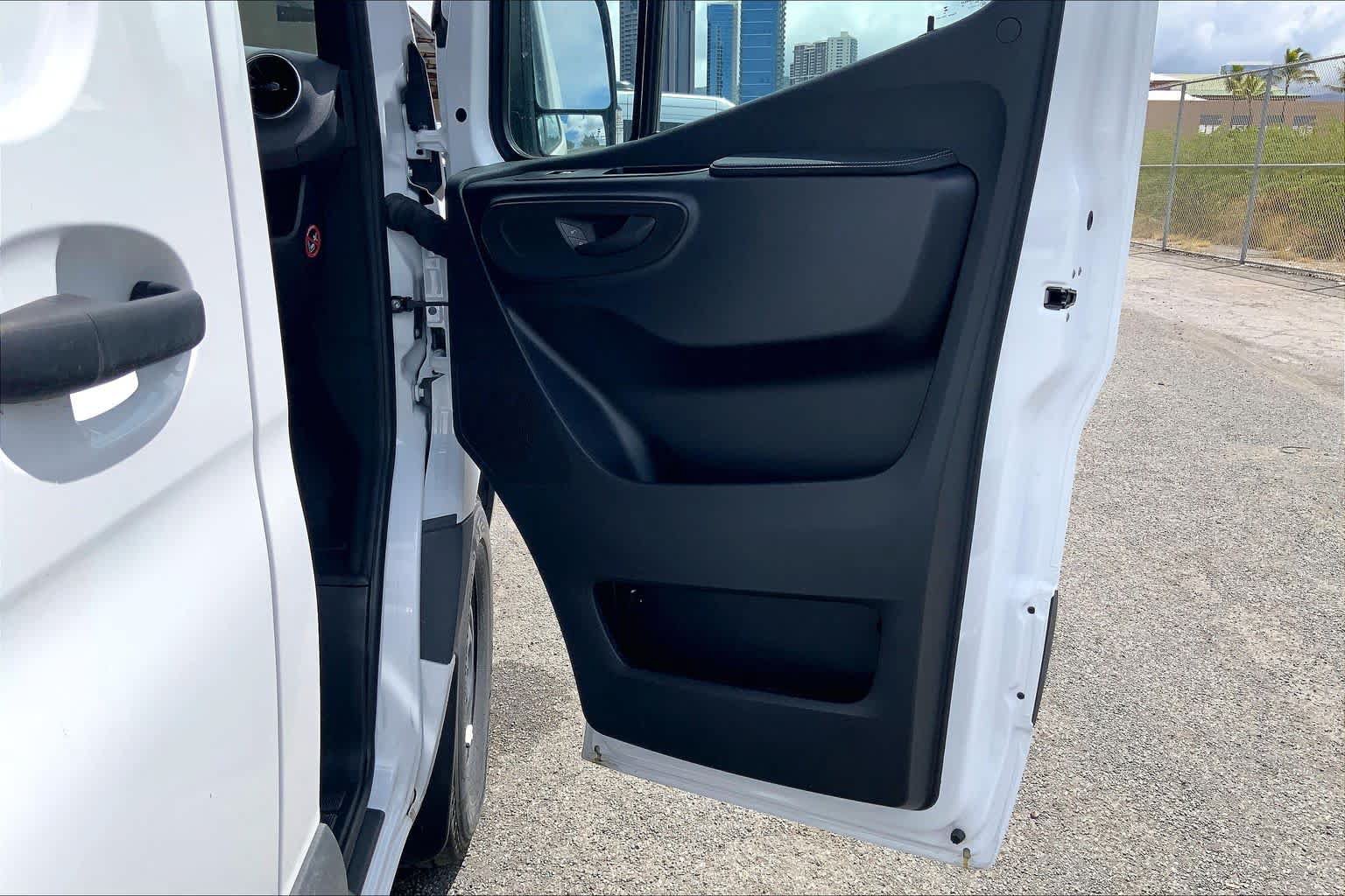 Used 2026 Mercedes-Benz Sprinter 2500 image 10