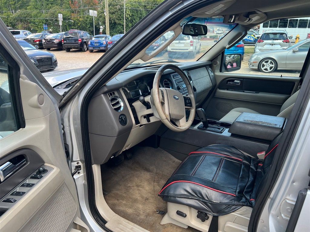 Used 2010 Ford Expedition EL XLT RWD image 9