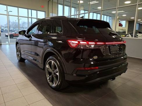 Used 2023 Audi Q4 e-tron Premium Plus image 4