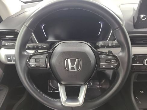 Used 2025 Honda Pilot EX-L image 26
