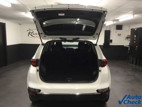 Used 2021 Kia Sportage LX image 12