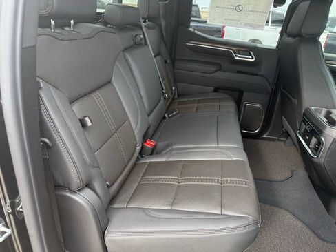 New 2026 Chevrolet Silverado 1500 High Country w/ Technology Package image 36