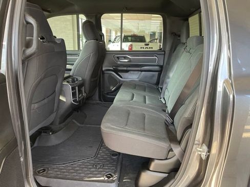 Used 2022 RAM 1500 Big Horn AWD/4WD image 16