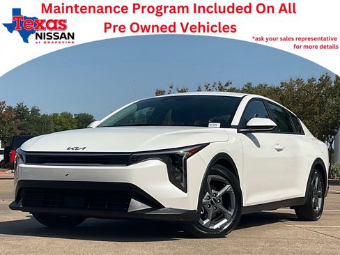 Used 2025 Kia K4 FWD image 1