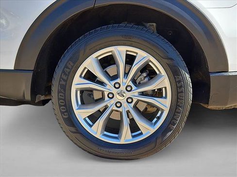 Used 2020 Ford Explorer Limited image 25