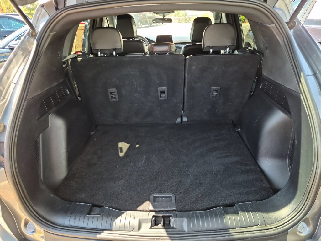 Used 2025 Ford Escape ST-Line AWD/4WD image 29