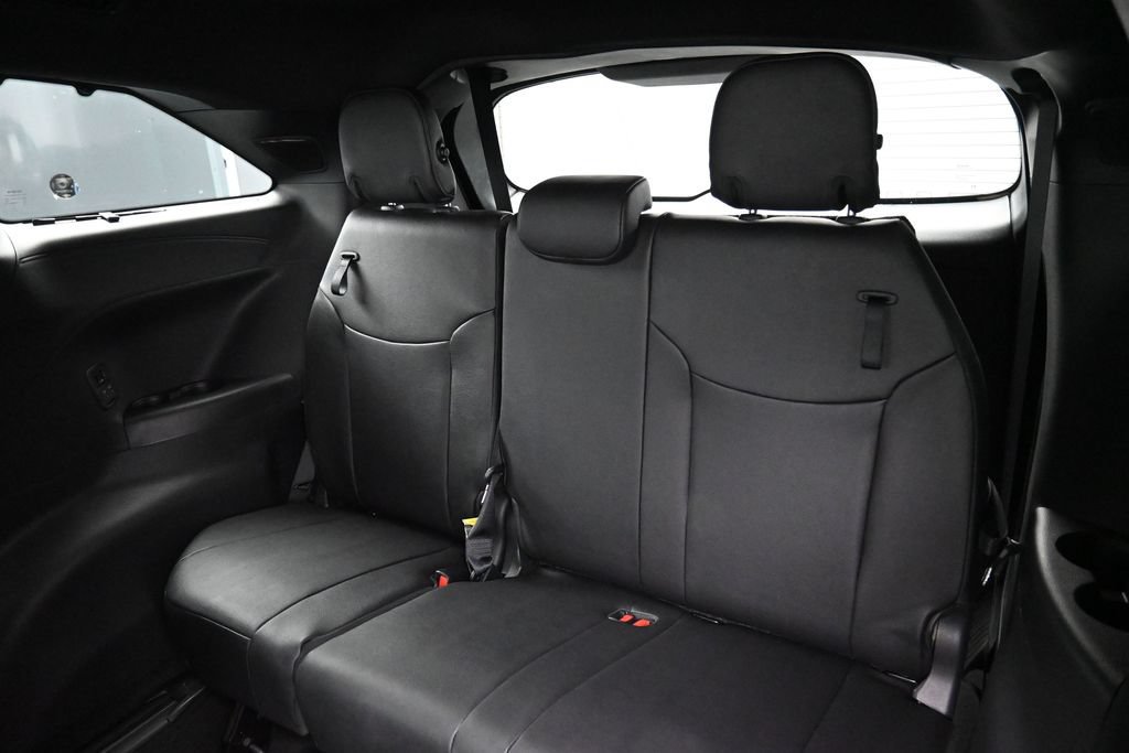 Used 2026 Toyota Sienna Limited AWD/4WD image 31