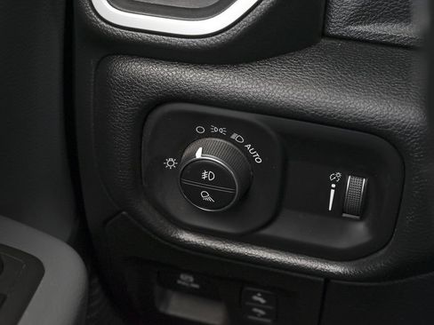Used 2021 RAM 1500 Big Horn AWD/4WD image 31