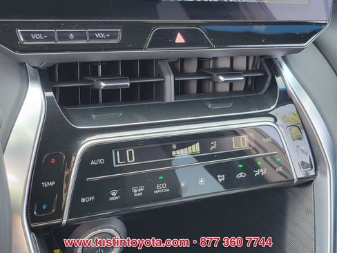 Certified 2023 Toyota Venza Nightshade AWD/4WD image 22