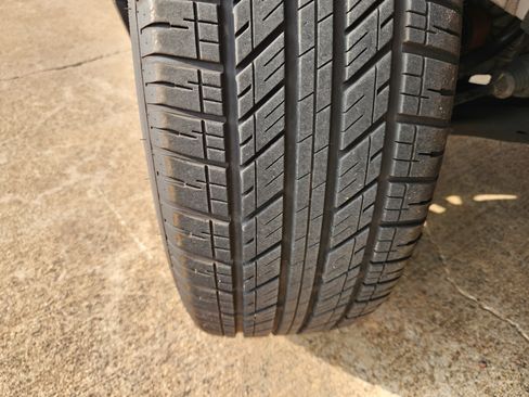 Certified 2024 Chevrolet Traverse LT image 12