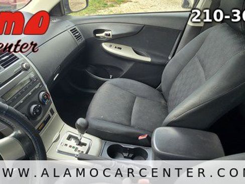 Used 2010 Toyota Corolla S image 39