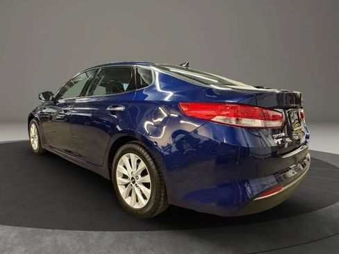 Used 2018 Kia Optima EX w/ Premium Package FWD image 7