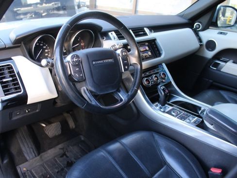 Used 2016 Land Rover Range Rover Sport HSE image 16