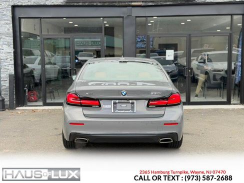 Used 2022 BMW 530i xDrive w/ Premium Package image 24