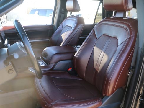 Used 2024 Ford Expedition Max Limited image 14