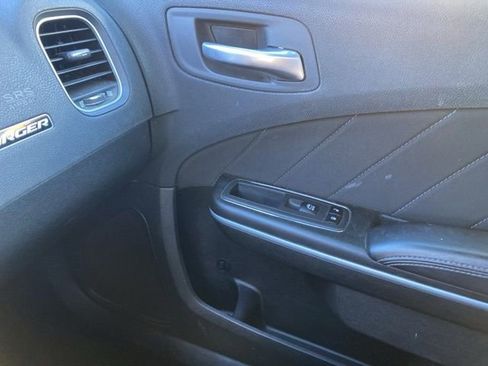 Used 2023 Dodge Charger SXT image 39