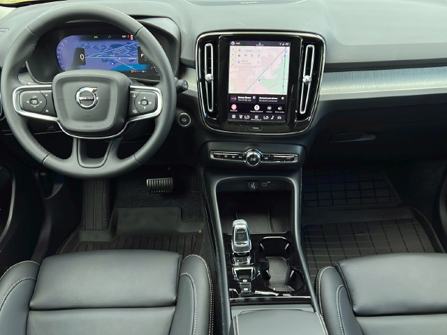 New 2026 Volvo XC40 B5 Plus w/ Climate Package AWD/4WD image 10